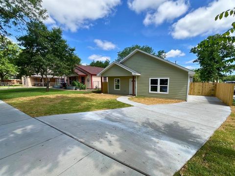 1317 E Tucker Street Fort Worth TX 76104