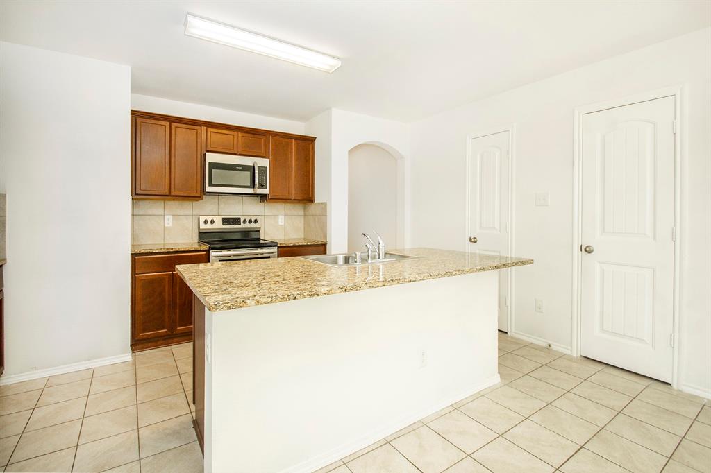 2270 Tombstone Drive