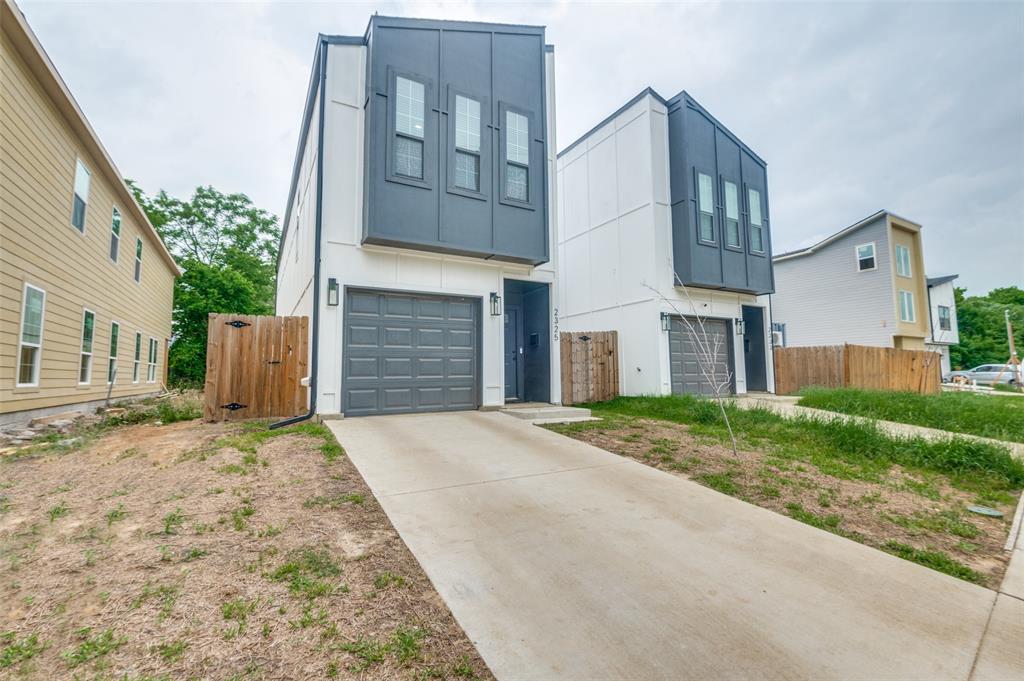Lincoln Manor - Residential