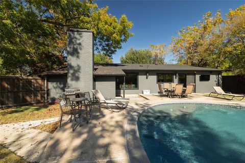 Tiny photo for 4100 Foxmoor Court, Arlington, TX 76016 (MLS # 21197491)