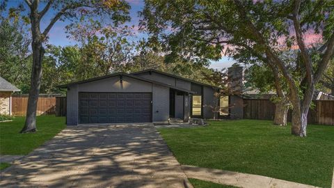 4100 Foxmoor Court Arlington TX 76016