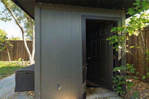 Tiny photo for 4100 Foxmoor Court, Arlington, TX 76016 (MLS # 21197491)