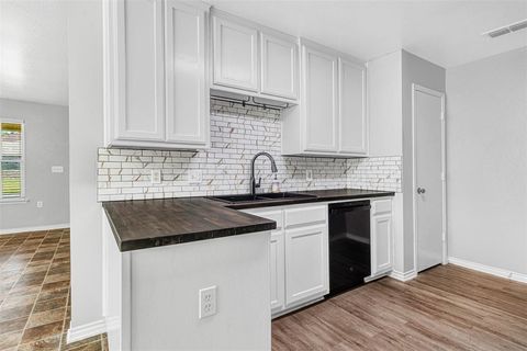 Tiny photo for 7959 Fairgrounds Lane, Fort Worth, TX 76140 (MLS # 21097254)