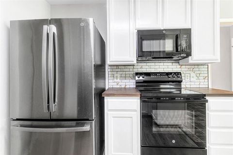 Tiny photo for 7959 Fairgrounds Lane, Fort Worth, TX 76140 (MLS # 21097254)