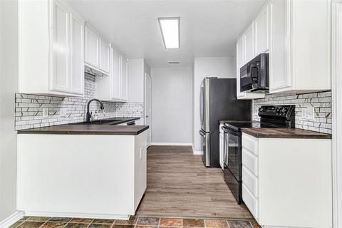 Tiny photo for 7959 Fairgrounds Lane, Fort Worth, TX 76140 (MLS # 21097254)