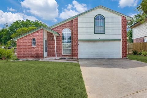 6 Tanager Court Mansfield TX 76063