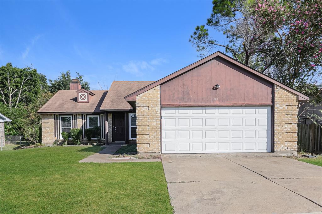 Photo of 717 Redbud Drive, Forney, TX 75126 (MLS # 21381610)