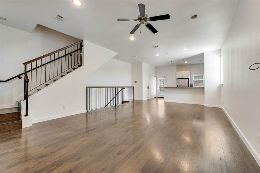 LETS MAAKE A DEAL!  This spacious three-story private CORNER END-UNIT townhome offers 3 bedrooms, 3.5 baths, and soaring ceilings throughout. Designed for both comfort and style, each bedroom boasts its own private en-suite bath—ideal for privacy and convenience. The top-floor primary suite is a luxurious retreat, featuring a spa-like en-suite bath with a separate shower, large jetted tub, dual sinks, and two walk-in closets with custom shelving. An additional bedroom is also located on this level. The open-concept second floor is perfect for entertaining, seamlessly connecting the kitchen, dining, and living areas. The kitchen is equipped with white cabinetry, granite countertops, stainless steel appliances, and a NEW gas stove. A half bath on this level adds extra convenience. Refrigerator, washer, and dryer included. New paint throughout and new carpet! Additional highlights include an attached two-car garage, guest parking, and a shared BBQ pavilion and dog area! Residents also have the option to join the Bryan Place Swimming Pool for added relaxation. Prime Location! Situated just 1.5 miles from Downtown, Victory Park, Harwood District, and Uptown, this your chance to own in a neighborhood that is ever growing and close to Victory Park as it expands with the new 800k Goldman Sachs campus!