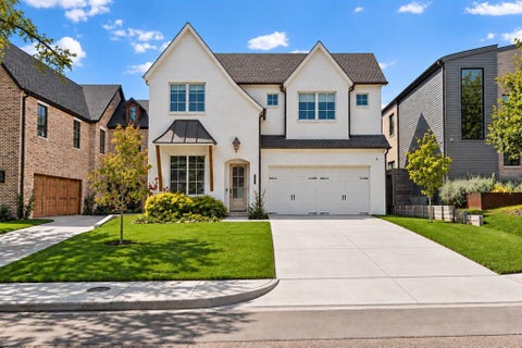 Photo of 1805 Loving Avenue, Dallas, TX 75214 (MLS # 21396094)