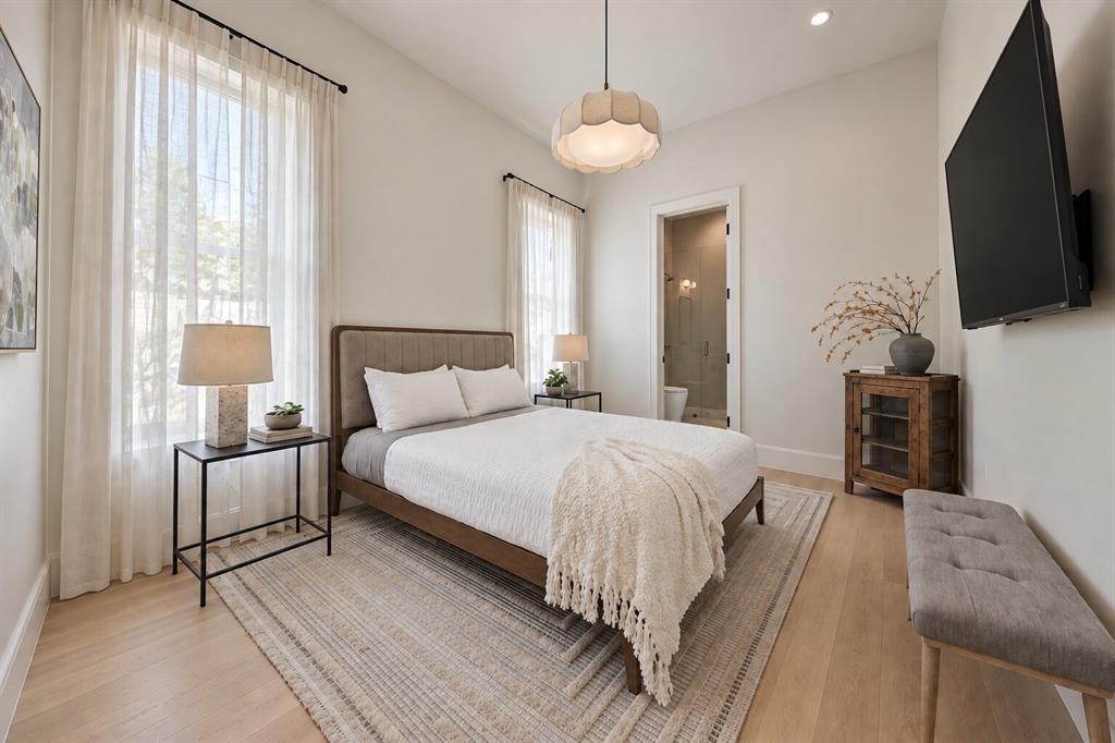 1805 Loving Avenue