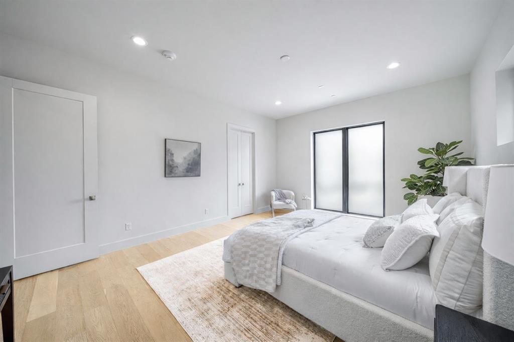 RESIDENCES AT ROUTH CONDOS - Residential