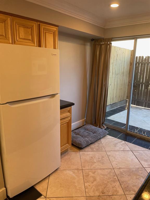 El Camino Real Condo - Residential