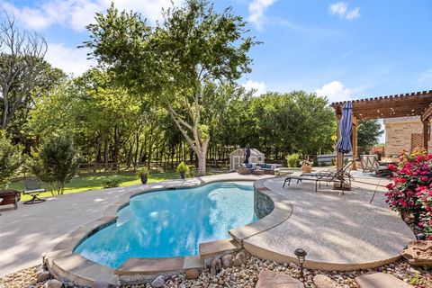8000 Oak Creek Lane Denton TX 76208