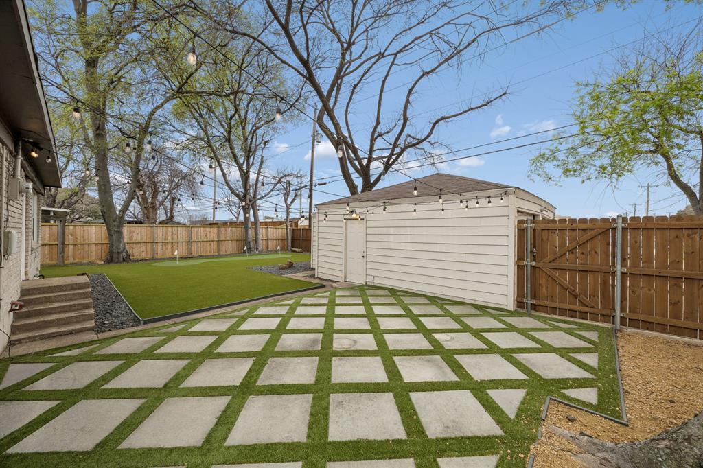 639 Nottingham Drive