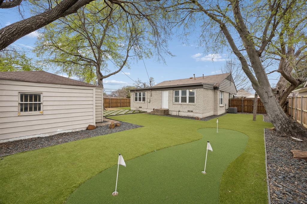 639 Nottingham Drive