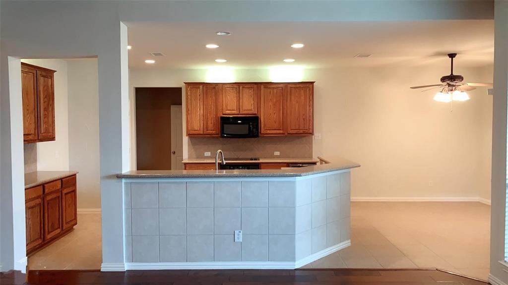 Village Park Ph 1a - Residential Lease