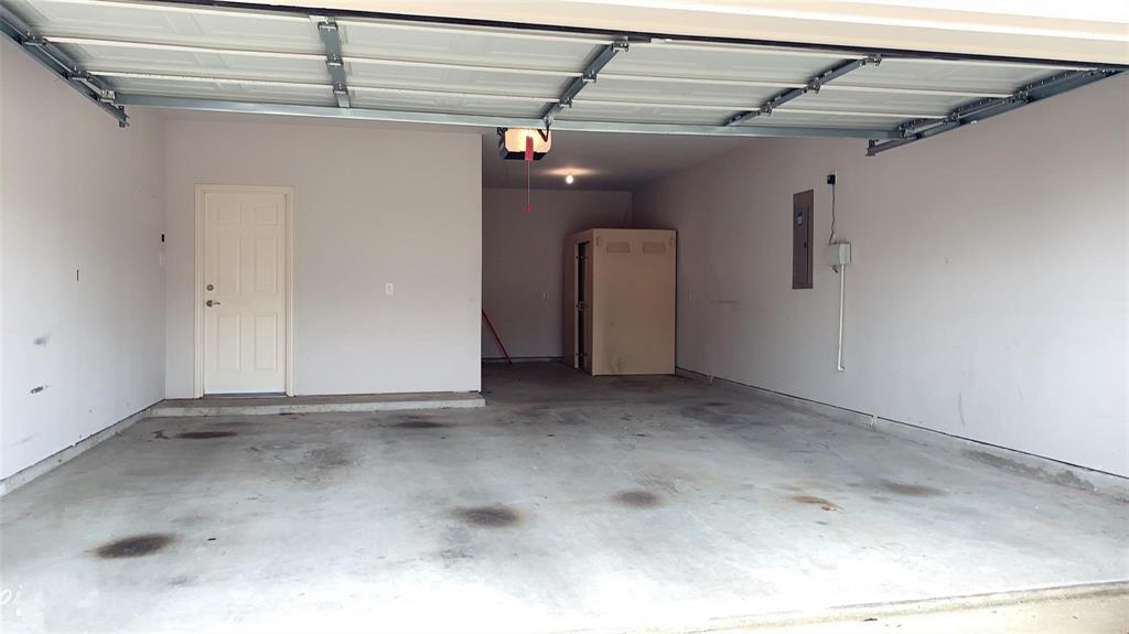 Village Park Ph 1a - Residential Lease