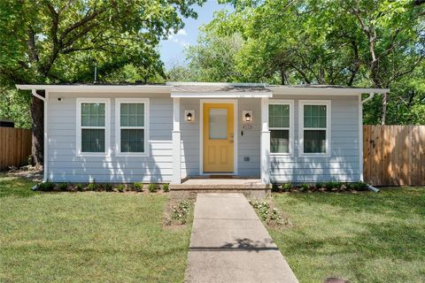 214 S Thrash Street Granbury TX 76048