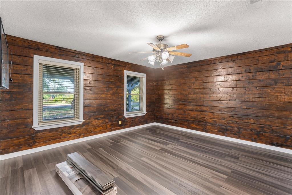 hwy 71 - Residential