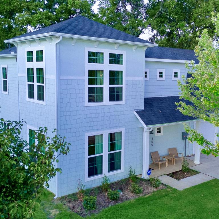 305 Jefferson Street