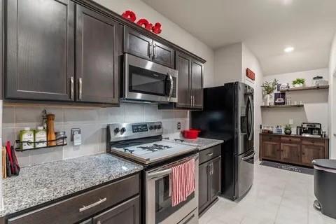 905 Decker Drive