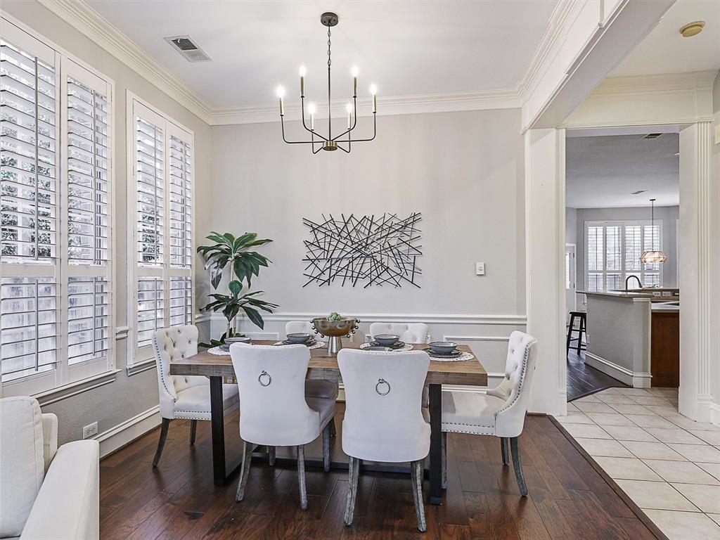 2673 April Sound Lane