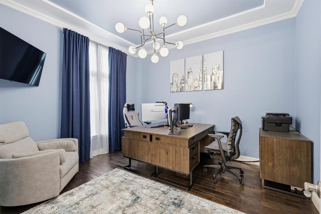 13466 Allenwood Avenue