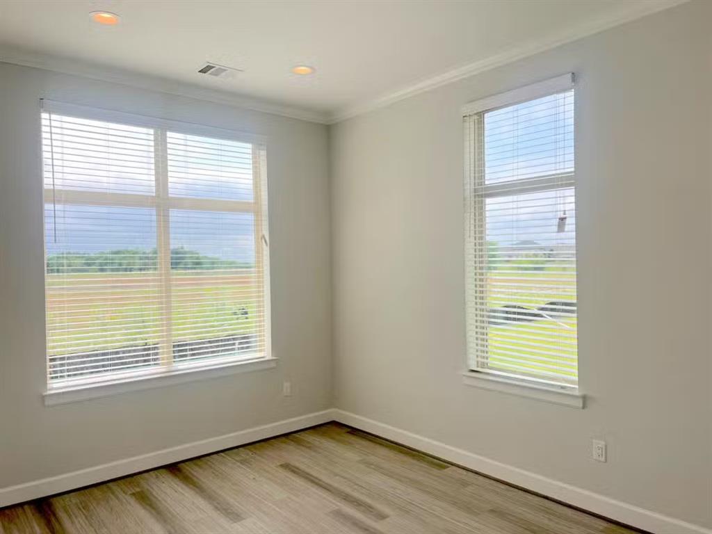 S13777 - Commercial Lease