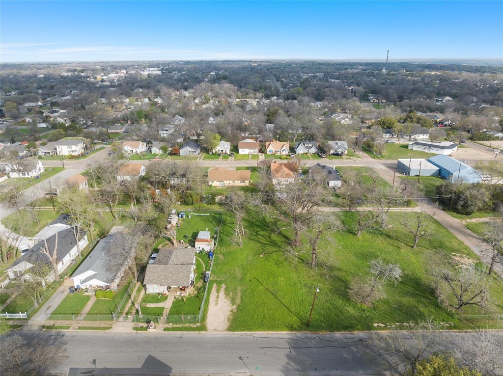 WACO IMPROVEMENT - Land