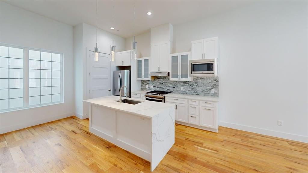 1910 Condos - Residential Lease