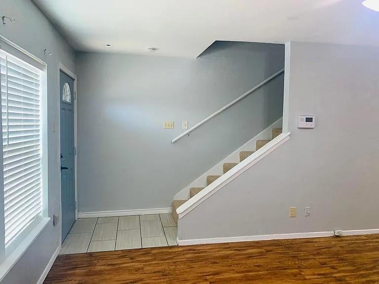 Rolling Hills 02 Rep - Residential