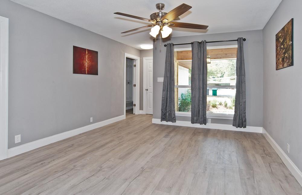 2908 Longfellow Lane