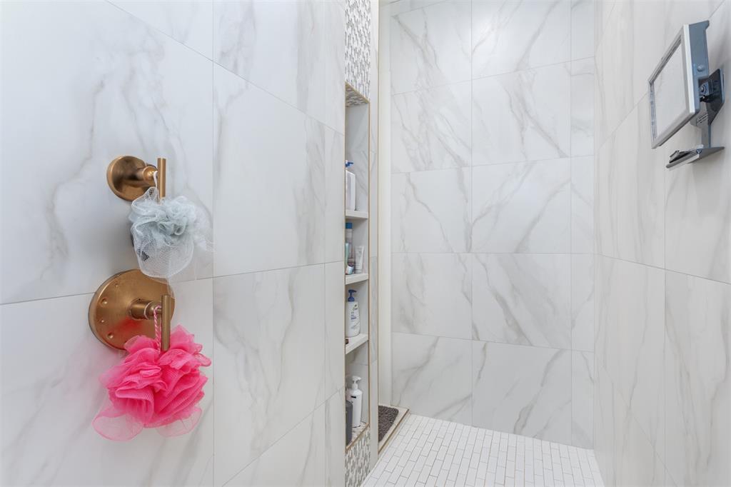 Collinwood Acres - Residential