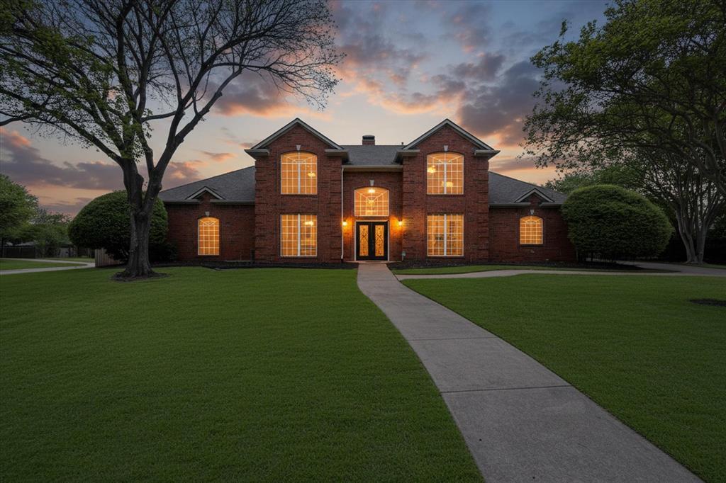 813 Saratoga Drive