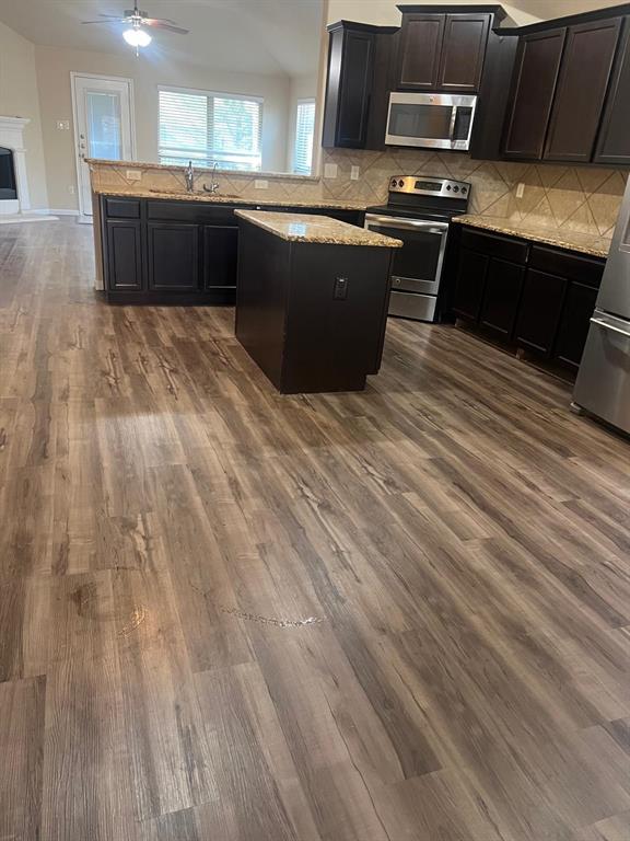 GLENBROOKE ESTATES PHASE 2B BLK A LOT 6 - Residential Lease