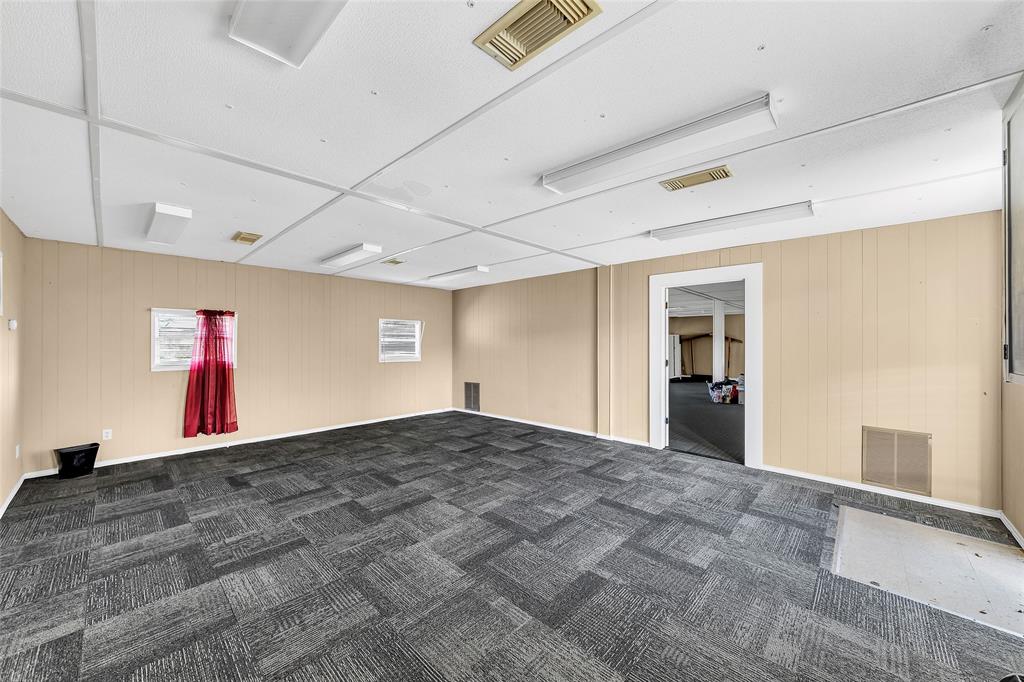 5134 Northwest Highway