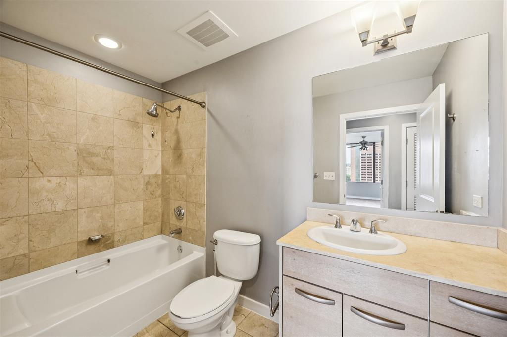 Metropolitan 1200 Main St Condo - Residential