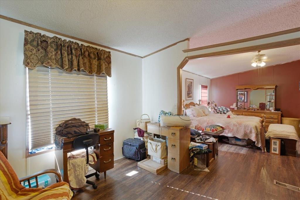 E G Gates - Residential