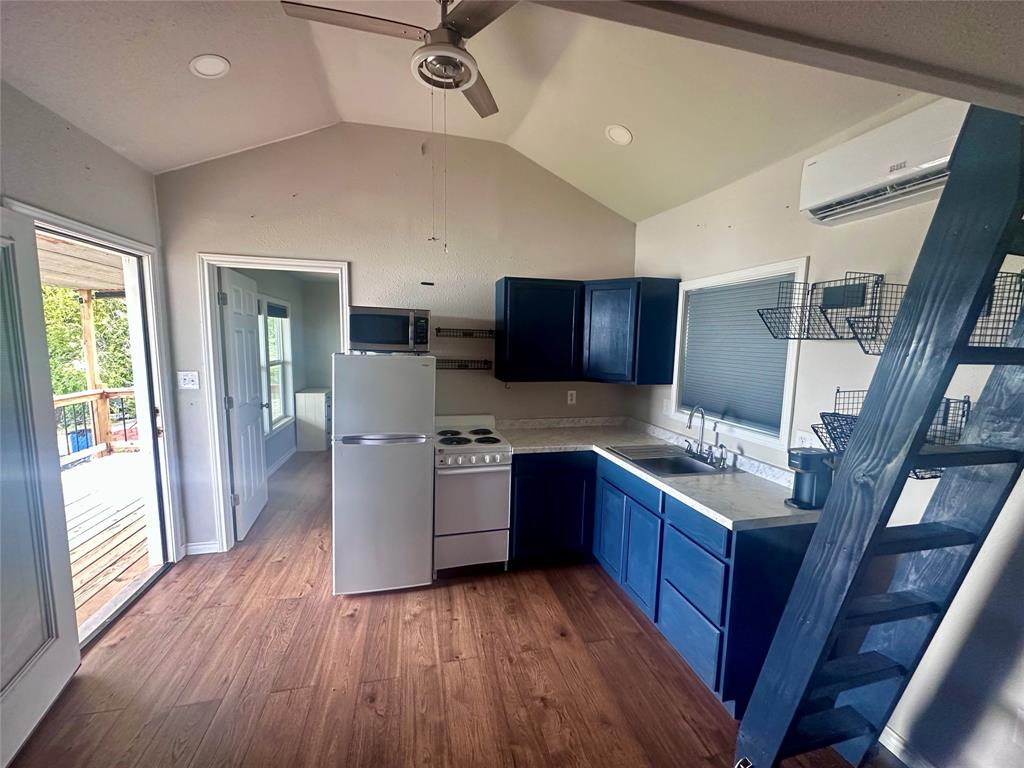 616 Lease Land Road