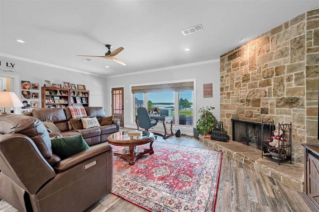 Lake Kiowa - Residential