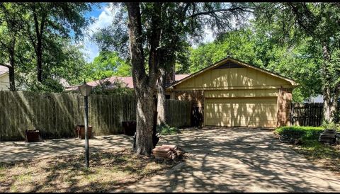 Tiny photo for 20 Greenbriar Street, Mineral Wells, TX 76067 (MLS # 21099856)