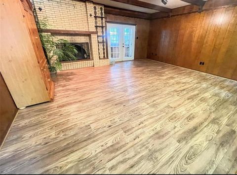 Tiny photo for 20 Greenbriar Street, Mineral Wells, TX 76067 (MLS # 21099856)