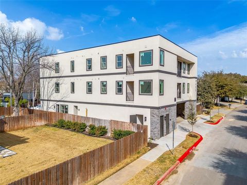 Photo of 408 Foch Street #301, Fort Worth, TX 76107 (MLS # 21205936)