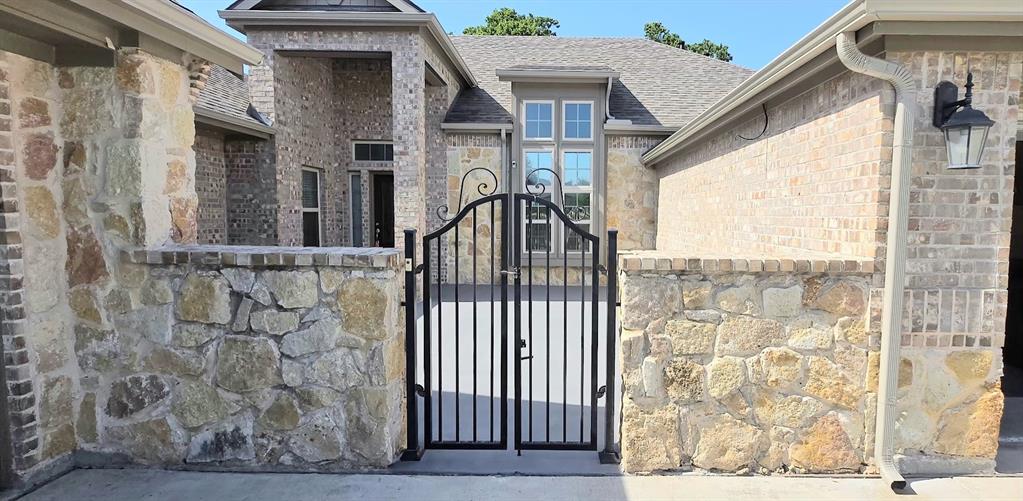 1107 Brooklyn Drive
