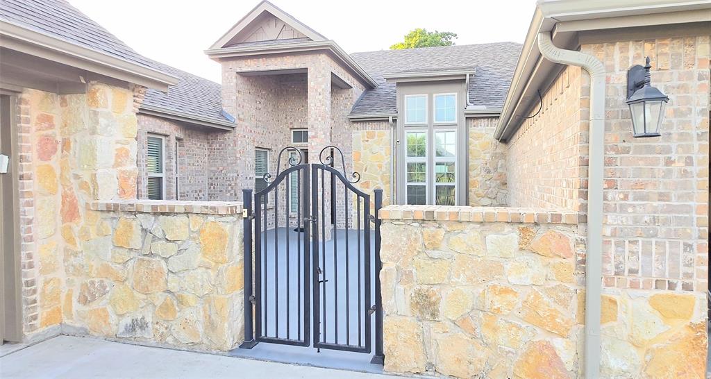 1107 Brooklyn Drive