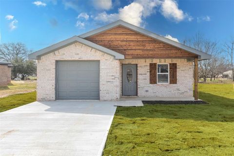 824 Buckboard Drive De Leon TX 76444