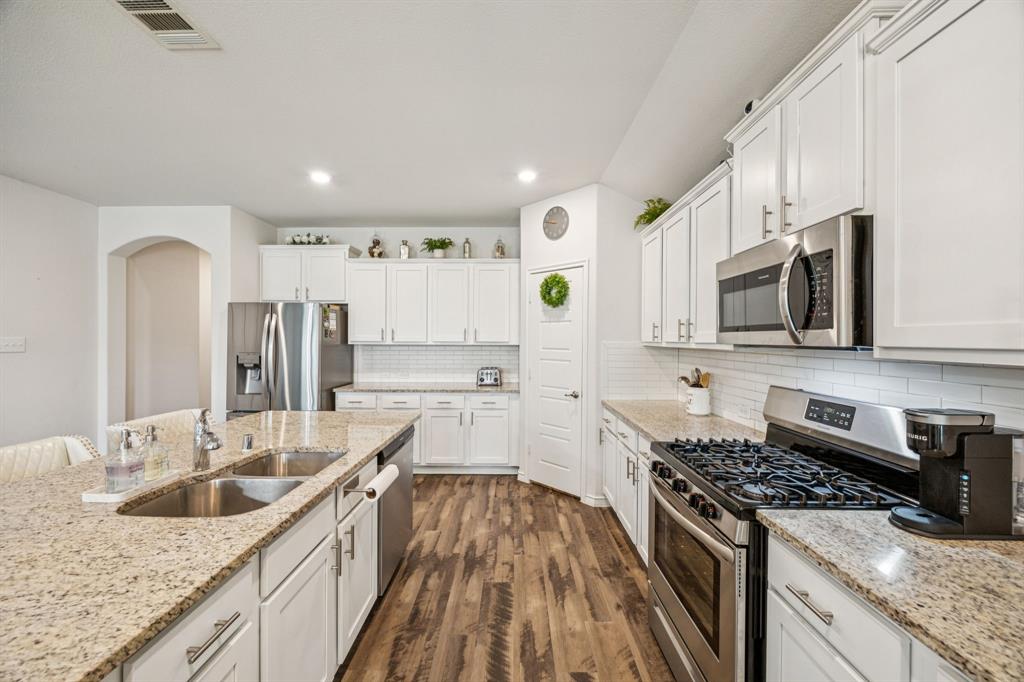 Sutton Fields North - Ph 1 - Residential