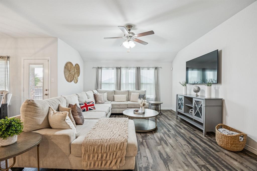 Sutton Fields North - Ph 1 - Residential