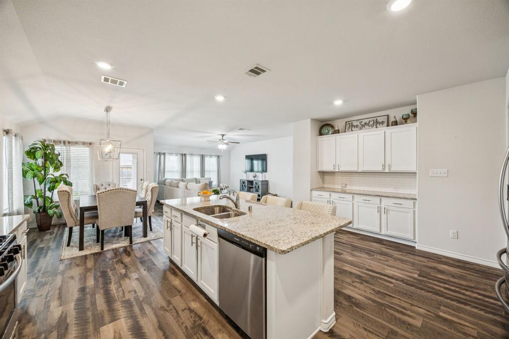 Sutton Fields North - Ph 1 - Residential