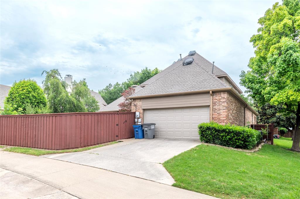 1412 Salado Drive